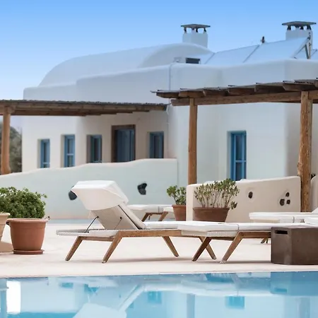 Black Rose Hotel 3*